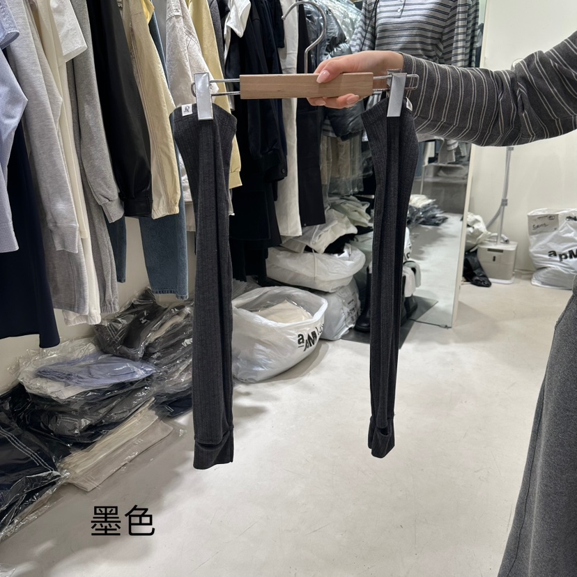 ASHTOE韓國直郵㊣女裝新品熱賣職業時尚25春夏推薦人氣襪子ASHTOE襪子圖色2
