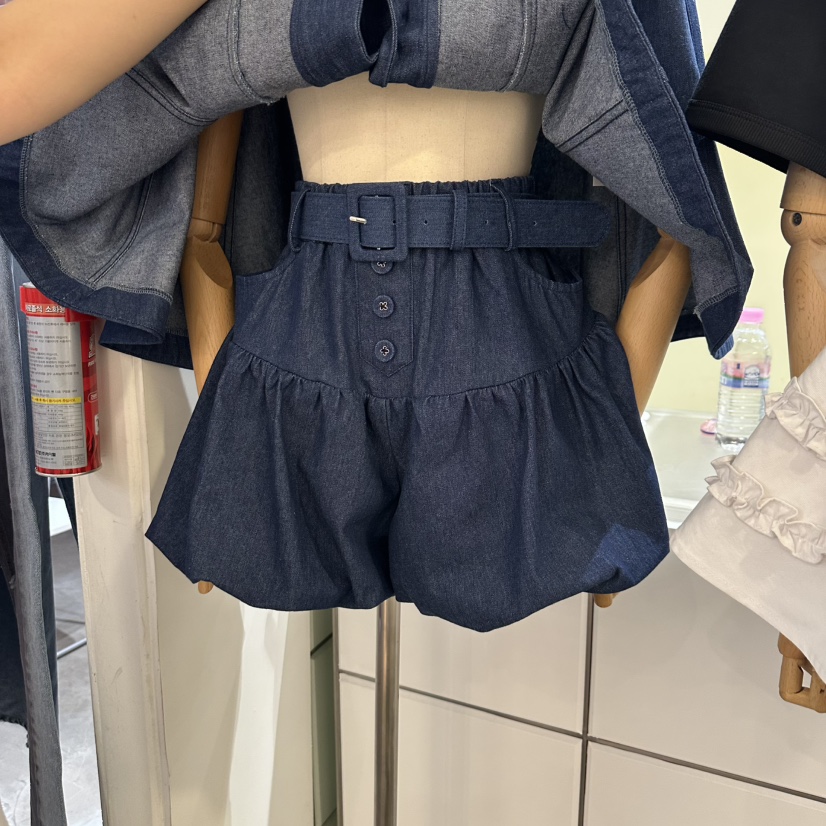 OREUM直郵韓國代購㊣女裝新品推薦人氣職業時尚休閑短褲含腰帶OihEum短褲圖色2