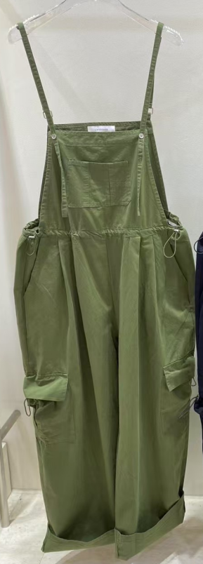 LASSONG韓國直郵㊣東大門實拍女裝新品推薦熱賣時尚人氣背帶褲LASSONG背帶褲