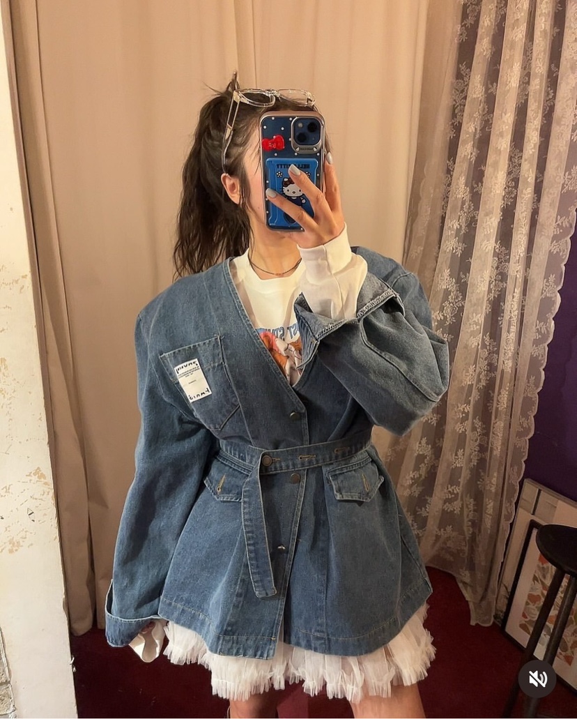 BLACK BABI韓國直郵㊣東大門實拍女裝新品人氣熱賣夾克含腰帶BLACK BABI夾克