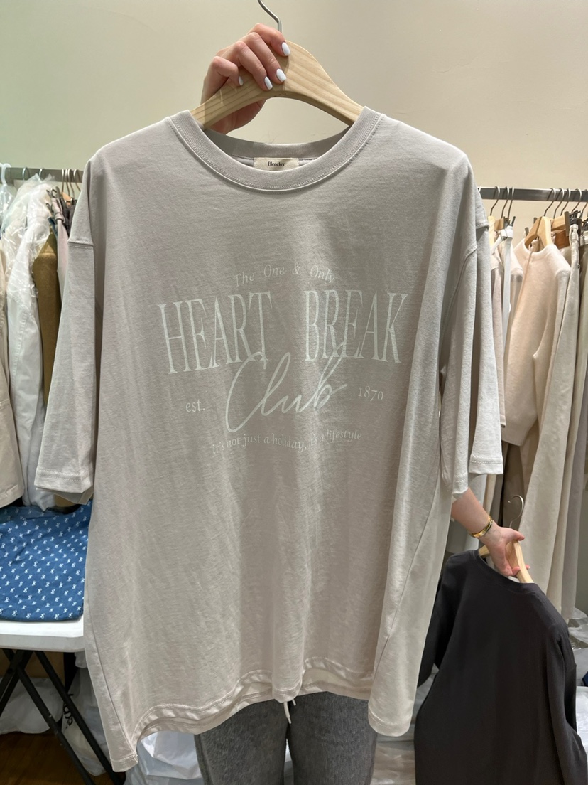 BLEECKER韓國直郵㊣東大門實拍女裝新品熱賣休閑時尚推薦T恤BLEECKERT恤圖色2