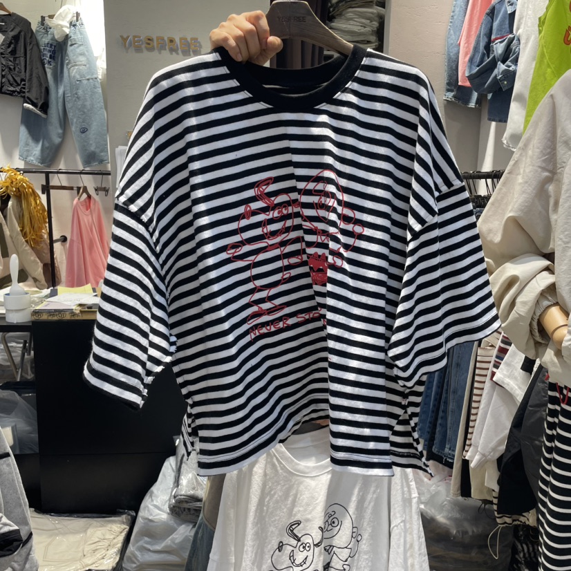 YESFREE直郵韓國代購㊣女裝新款休閑人氣時尚熱賣T恤史努比YESFREET恤圖色3