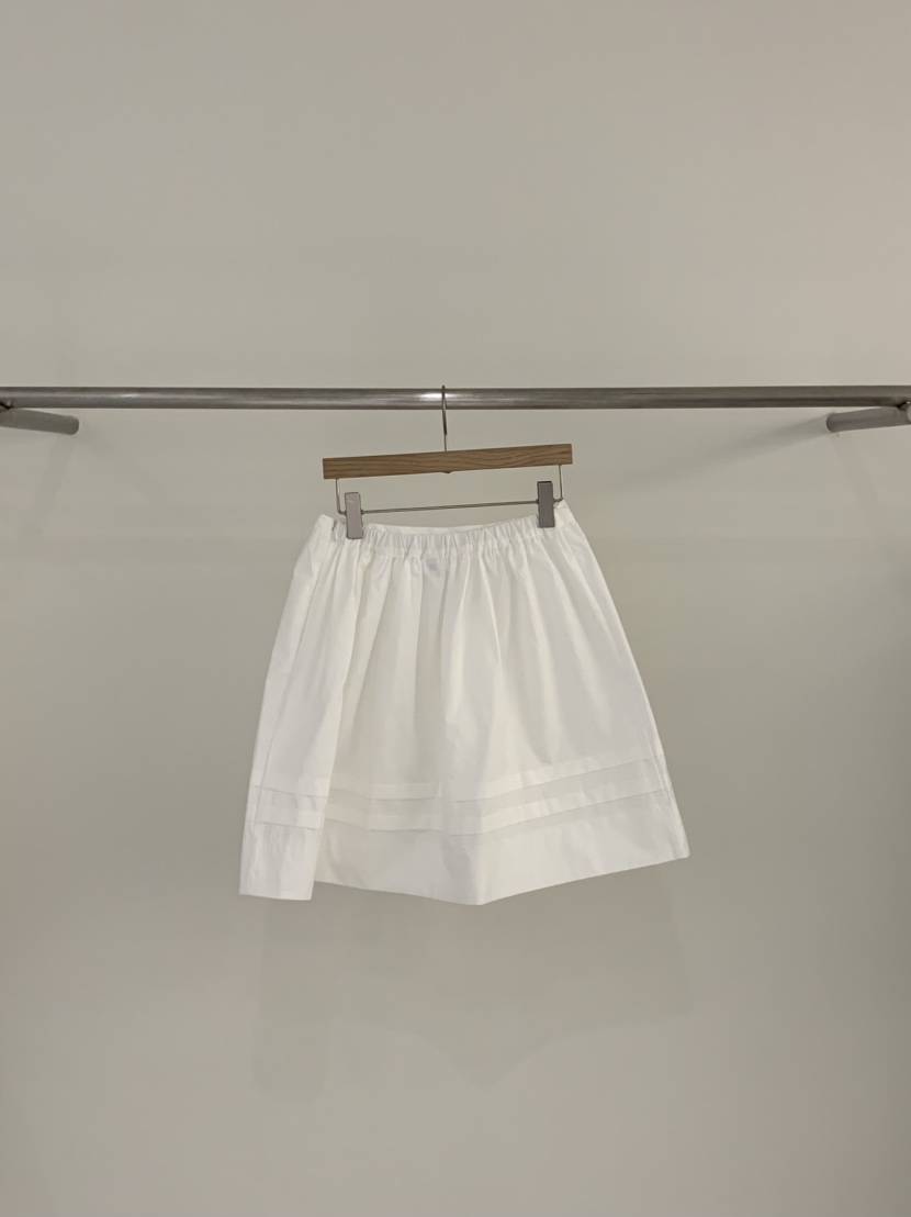 SLAT東大門實拍女裝新品推薦時尚人氣休閑25春夏熱賣真品短裙UNICO短裙