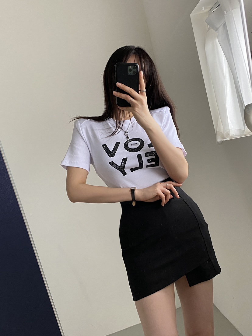 JENNIE韓國直郵女裝新品推薦25春夏熱賣職業休閑人氣時尚T恤JENNIE/VENEFITT恤圖色2