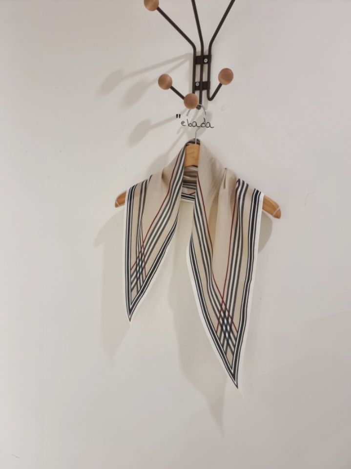 EBADA韓國直郵女裝新品真品25春夏時尚職業休閑熱賣圍巾披肩EBADA圍巾/披肩