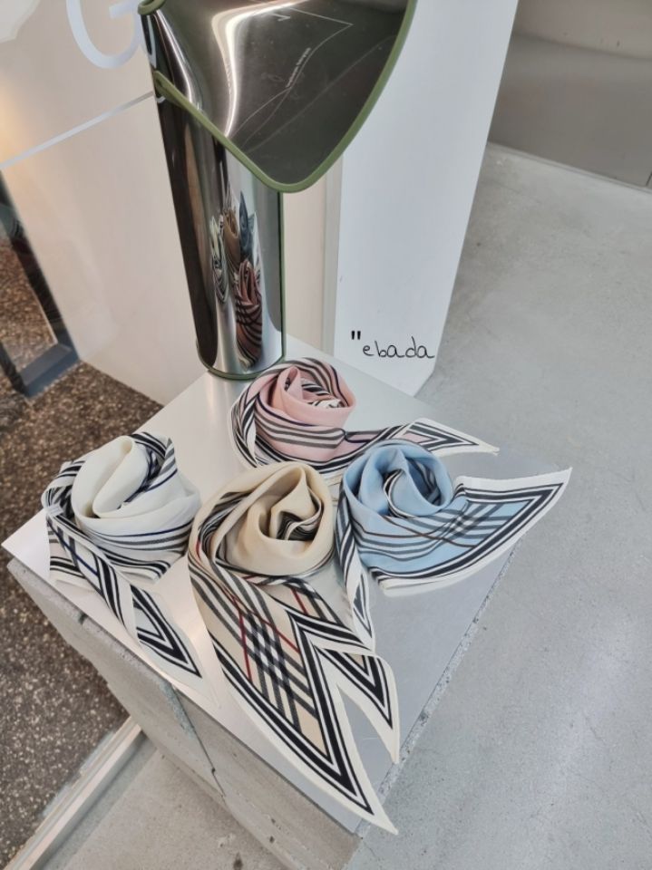 EBADA韓國直郵女裝新品真品25春夏時尚職業休閑熱賣圍巾披肩EBADA圍巾/披肩