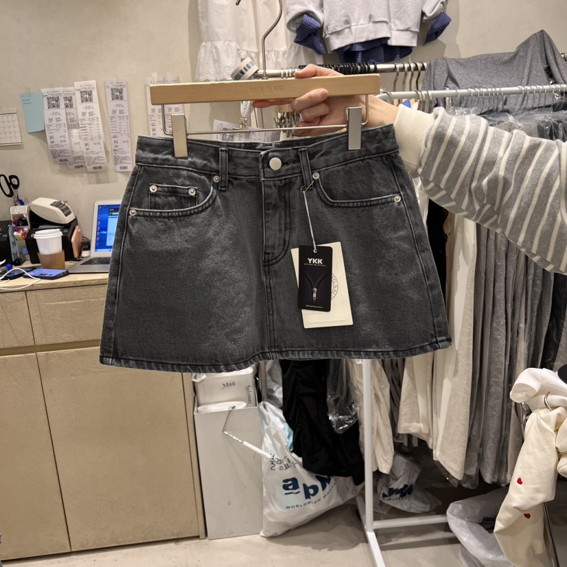 SALONDEMAG東大門代購女裝新款25春夏推薦熱賣職業人氣短裙SALONDEMAG短裙