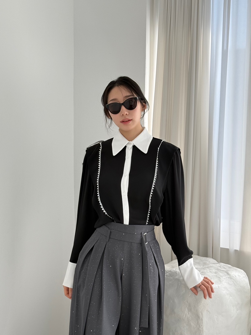 AVEC-OT韓國直郵㊣女裝新款時尚25春夏熱賣人氣襯衫蕾絲衫AVEC-OT襯衫/蕾絲衫