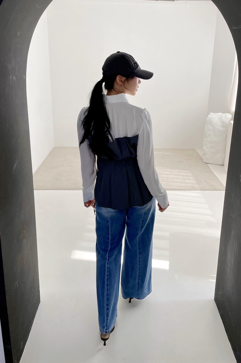 AVEC-OT韓國直郵㊣女裝新款推薦人氣25春夏時尚襯衫蕾絲衫EIGHTGLOW襯衫/蕾絲衫