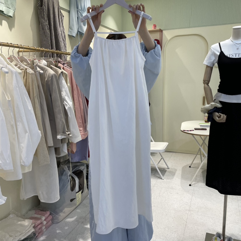 CAKE韓國直郵㊣東大門實拍女裝新品時尚25春夏熱賣人氣連衣裙CAKE連衣裙圖色1