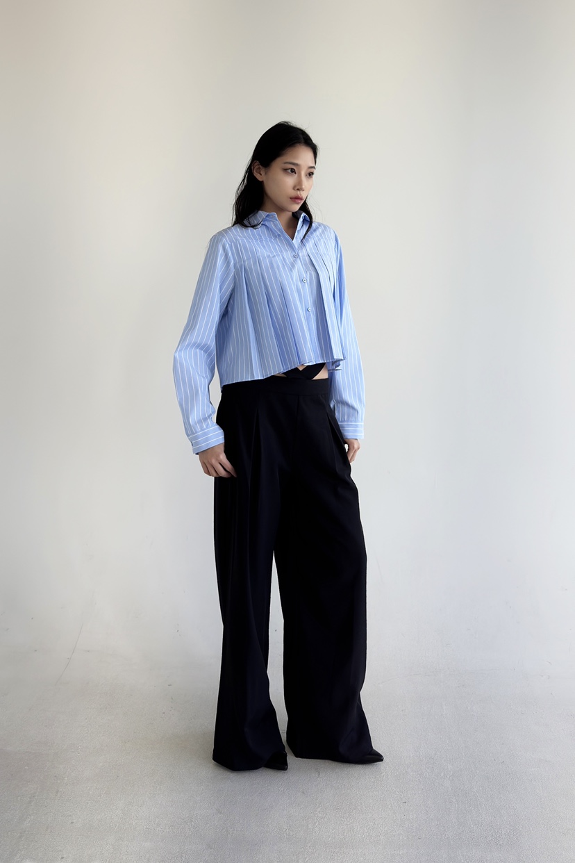 NOV7韓國㊣直郵東大門代購女裝新品25春夏人氣熱賣襯衫蕾絲衫the ebony eyes/NOV7襯衫/蕾絲衫