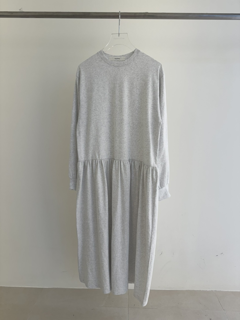 PLANTS ON GRAY韓國直郵㊣東大門實拍女裝新品休閑連衣裙PLANTS ON GRAY連衣裙