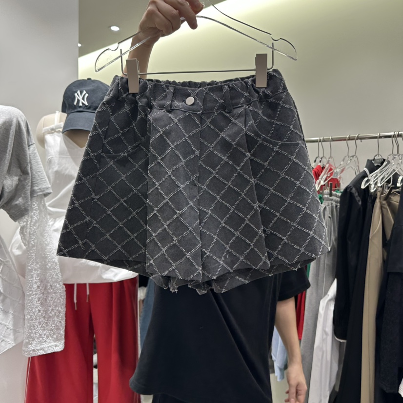 BAIE.38韓國直郵㊣女裝新品熱賣25春夏時尚推薦休閑職業短褲BAIE.38短褲圖色1