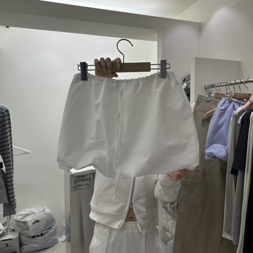ASHTOE韓國㊣直郵東大門代購女裝新品時尚人氣熱賣職業短裙ASHTOE短裙圖色2