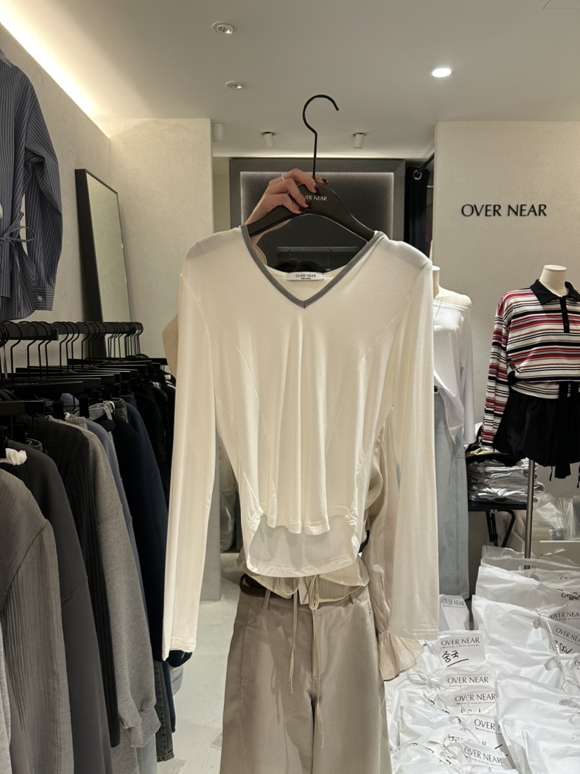 OVER NEAP東大門代購女裝新品時尚熱賣真品25春夏長袖T恤連帽OVER NEAR長袖T恤圖色2