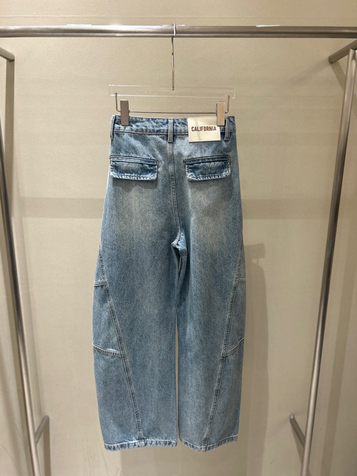 LATTE韓國直郵女裝新品真品25春夏熱賣職業人氣休閑時尚牛仔褲LATTE牛仔褲