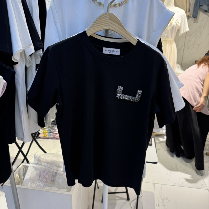COCO HOLIC韓國直郵女士新款時尚推薦熱賣職業25春夏T恤口袋COCO HOLICT恤圖色2