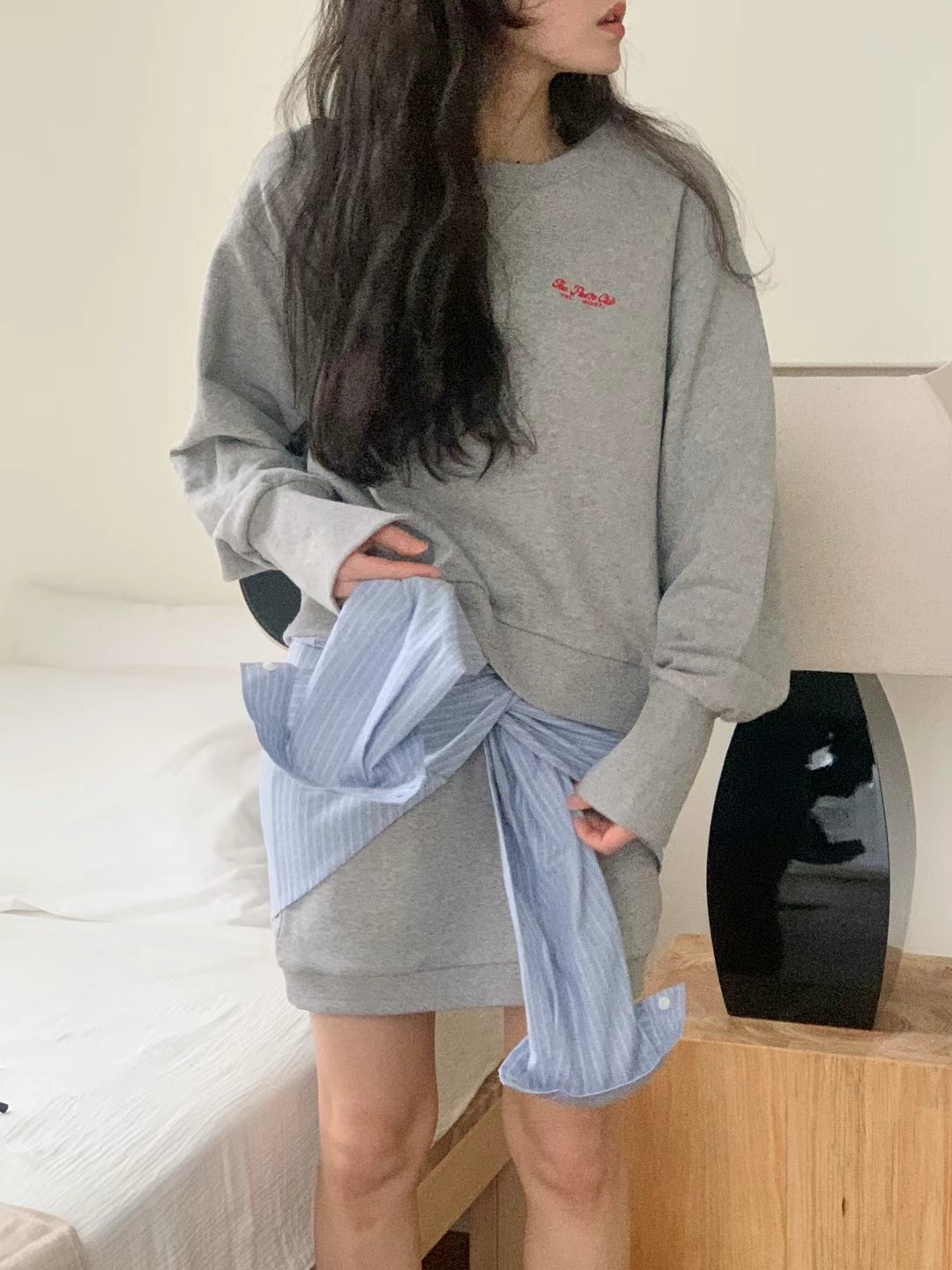 POETE-OT直郵韓國代購㊣女裝新款25春夏人氣時尚熱賣推薦衛衣POETE衛衣圖色2