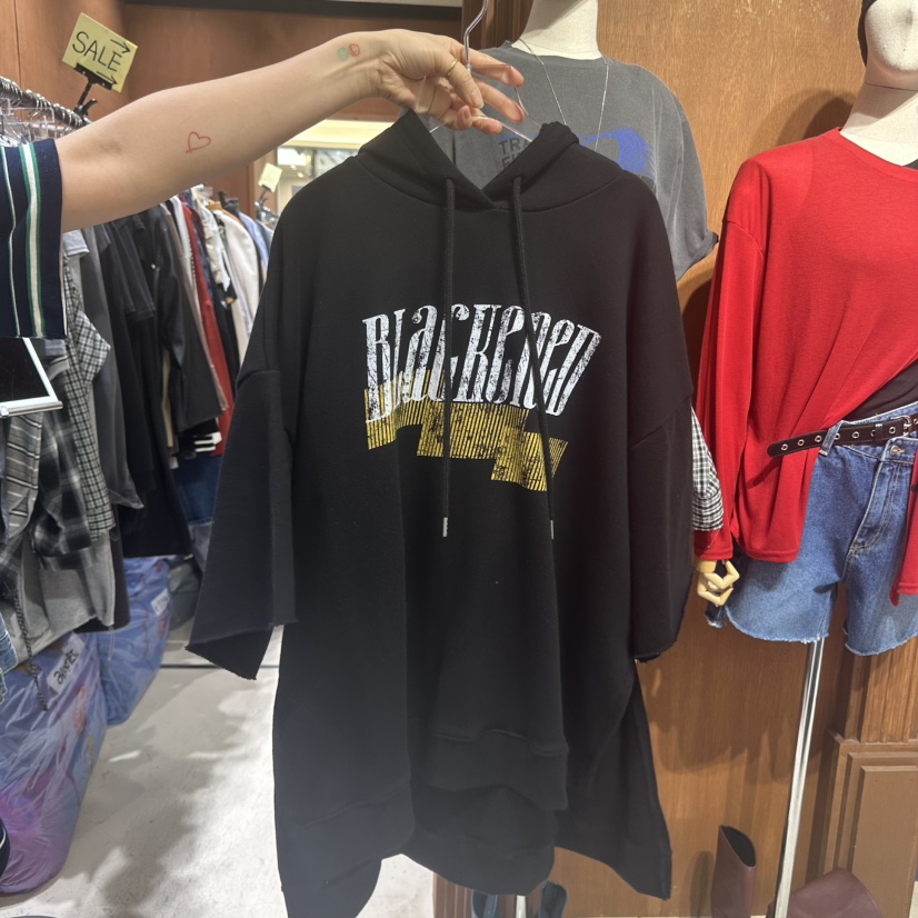 AMOUR韓國直郵㊣女裝新品推薦職業25春夏時尚熱賣人氣T恤兜帽AMOURT恤圖色3
