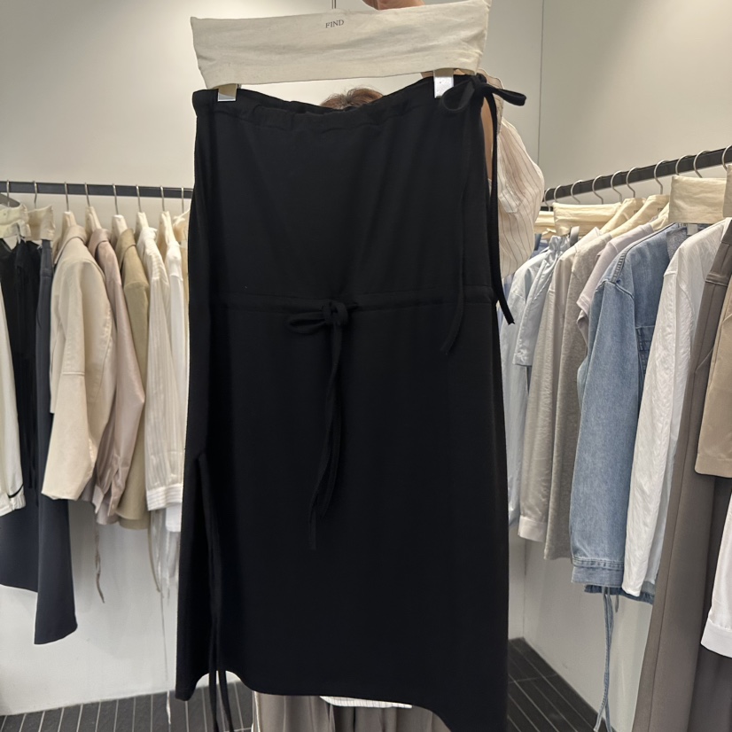 FIND-P韓國㊣直郵東大門代購女裝新品推薦時尚熱賣25春夏長裙FIND-P長裙圖色2