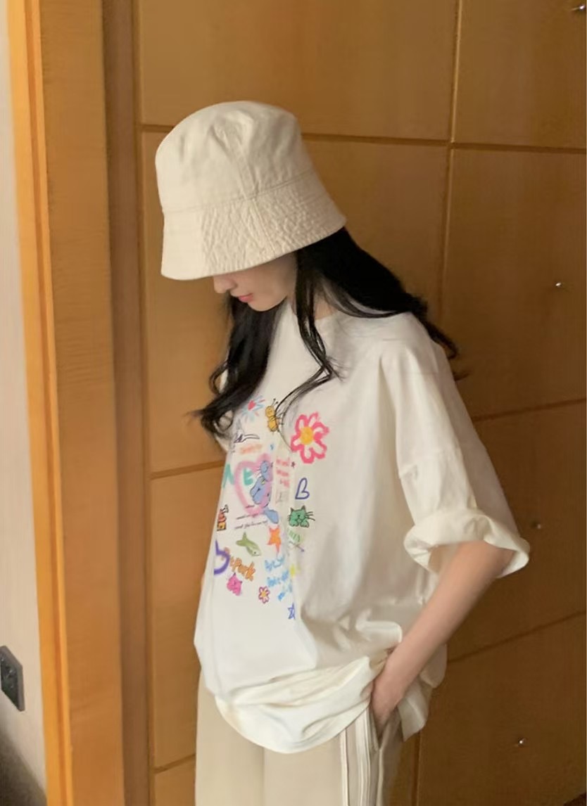 UNCOVER CUBE韓國代購女士新款推薦時尚職業熱賣真品人氣T恤LALAGIRLT恤