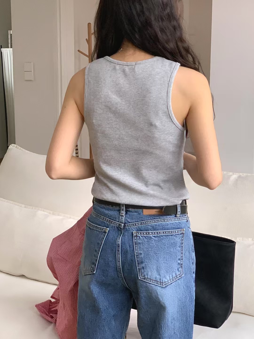 UNCOVER CUBE韓國直郵女裝新品時尚真品熱賣人氣職業吊帶背心LALAGIRL吊帶/背心