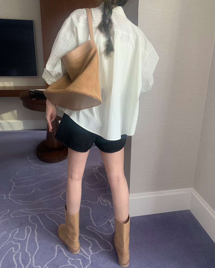 MELLOUNGE-멜라운지-T韓國直郵女士新款休閑推薦襯衫蕾絲衫MELLOUNGE-T襯衫/蕾絲衫