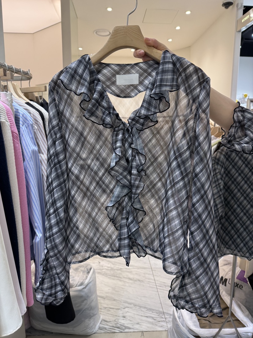 YIKHO STYLE東大門實拍女裝新款職業時尚真品人氣襯衫蕾絲衫YIKHO STYLE襯衫/蕾絲衫圖色2