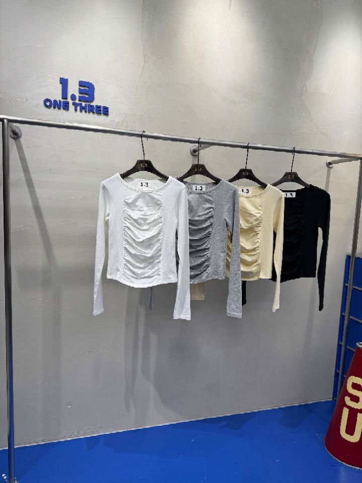 1.3東大門直郵女士新款真品推薦職業25春夏時尚熱賣長袖T恤1.3長袖T恤