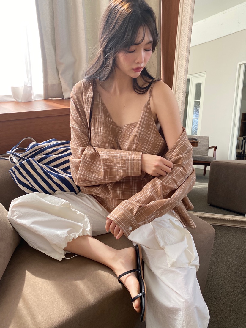 N BROWN韓國直郵女士新品時尚熱賣推薦襯衫蕾絲衫不含內搭N BROWN襯衫/蕾絲衫