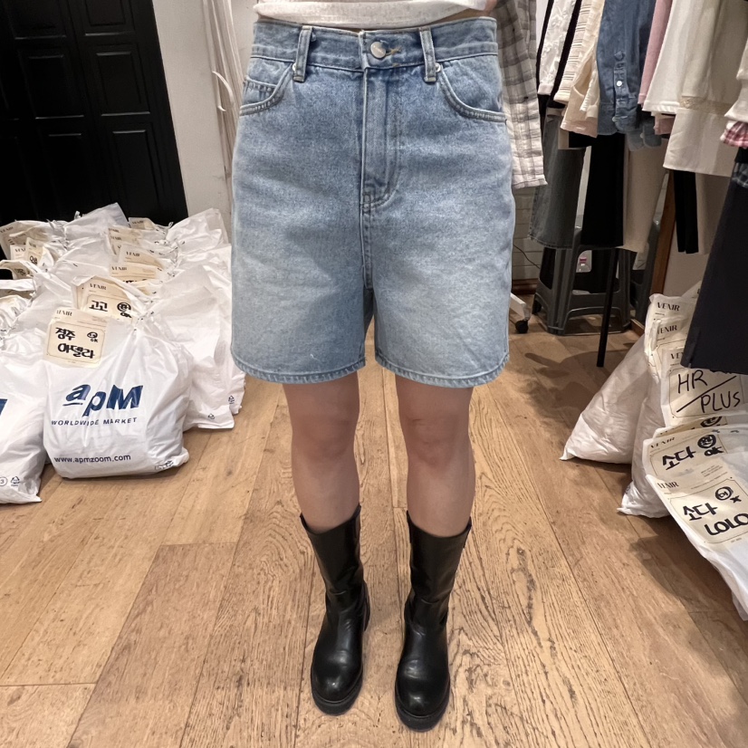 VENIR-a韓國代購女裝新款真品職業推薦人氣熱賣25春夏短褲VENIR-a短褲圖色2