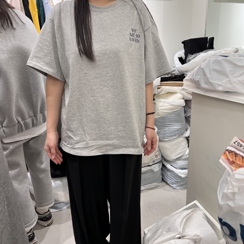 BY BOMI東大門代購女士新品人氣25春夏真品推薦時尚職業T恤BY BOMIT恤圖色2
