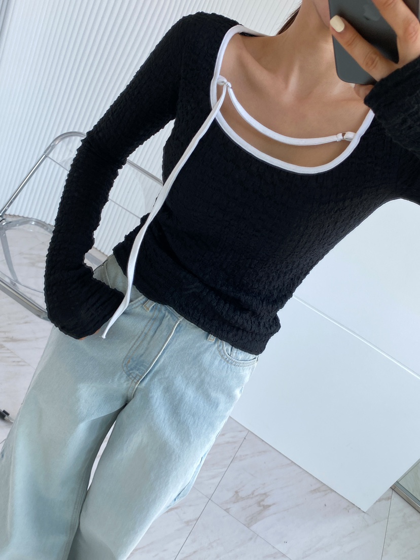 CLOTH韓國㊣直郵東大門代購女裝新款時尚休閑人氣熱賣長袖T恤CLOTH長袖T恤圖色2