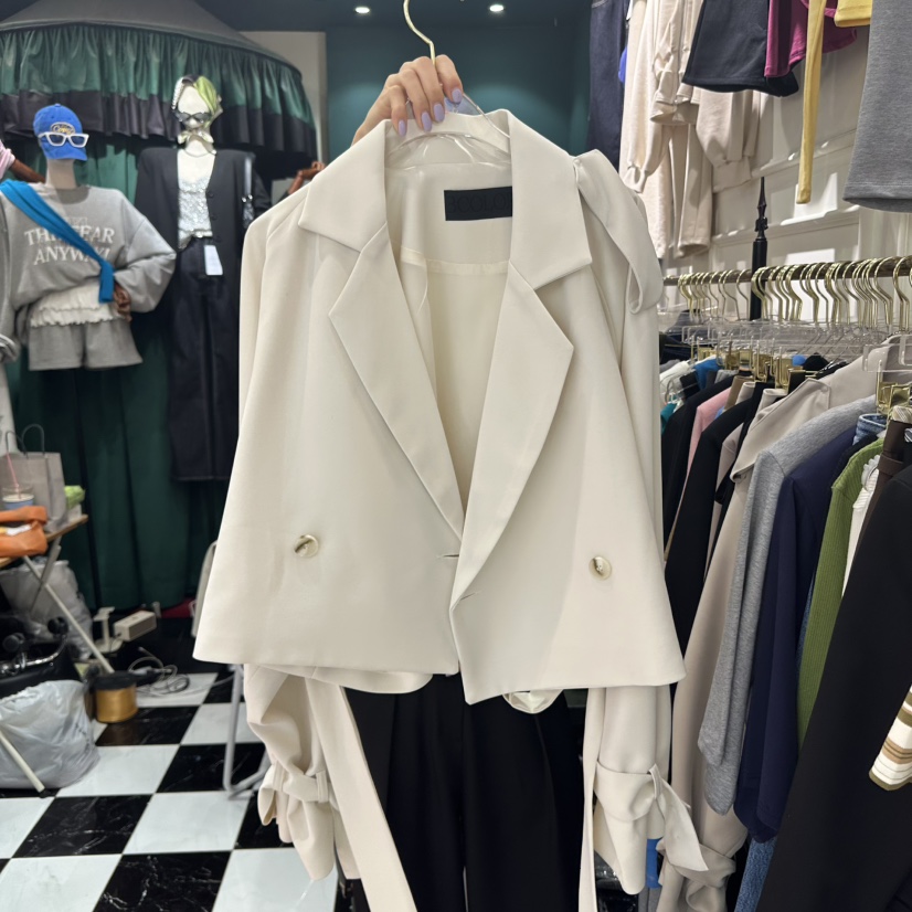 3COLOR(此品牌名稱會遭售假投訴,建議淘寶店鋪商品名稱中不要使用)直郵韓國代購㊣女裝新款時尚夾克含腰帶Three color夾克圖色3
