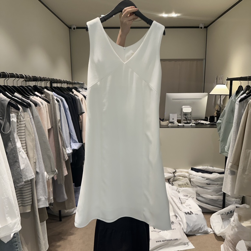 RE STOCK韓國直郵㊣東大門實拍女裝新品25春夏連衣裙含腰繩RE STOCK連衣裙