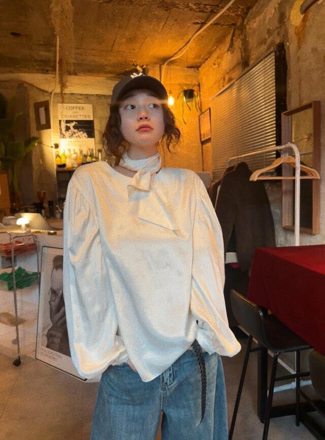 LETAILOR東大門直郵女士新品推薦人氣熱賣襯衫蕾絲衫含脖帶LETAILOR襯衫/蕾絲衫