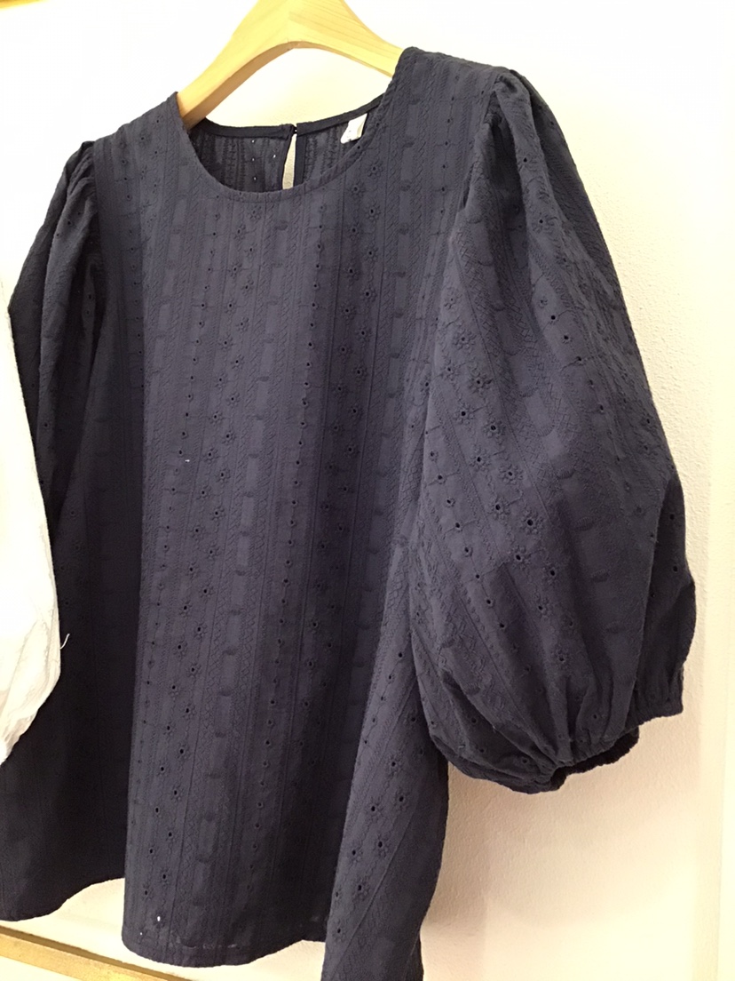 LAUNDRY韓國直郵女士新品人氣25春夏推薦職業襯衫蕾絲衫刺繡LAUNDRY襯衫/蕾絲衫