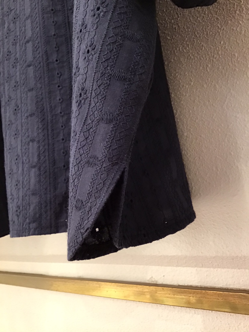 LAUNDRY韓國直郵女士新品人氣25春夏推薦職業襯衫蕾絲衫刺繡LAUNDRY襯衫/蕾絲衫