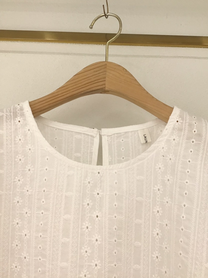 LAUNDRY韓國直郵女士新品人氣25春夏推薦職業襯衫蕾絲衫刺繡LAUNDRY襯衫/蕾絲衫