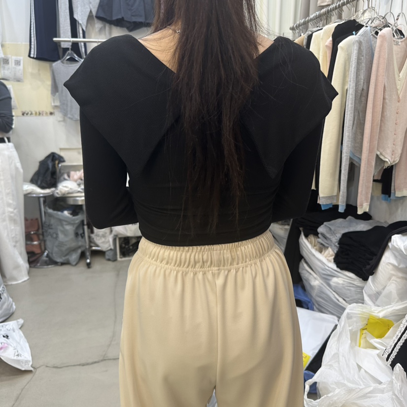 BILLION-L韓國直郵㊣女裝新款人氣推薦25春夏熱賣時尚長袖T恤BILLION-L長袖T恤