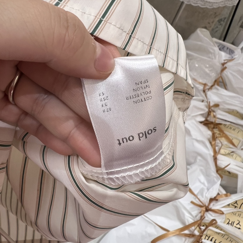 SOLD OUT直郵韓國代購㊣女裝新款人氣熱賣職業推薦襯衫蕾絲衫SOLD OUT襯衫/蕾絲衫