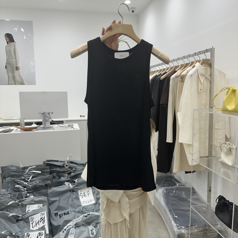 ARVE韓國直郵㊣女裝新品職業推薦人氣25春夏時尚熱賣吊帶背心ARVE吊帶/背心圖色2