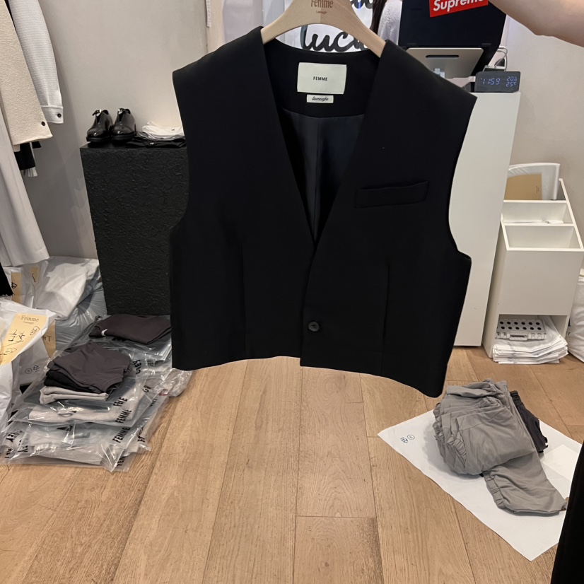 LA MAGIE FEMME韓國直郵㊣女裝新品人氣25春夏推薦時尚馬甲Lamagie Femme馬甲圖色3