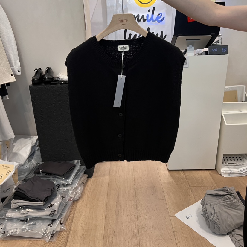 LA MAGIE FEMME韓國㊣直郵東大門代購女裝新品熱賣推薦馬甲Lamagie Femme馬甲圖色2