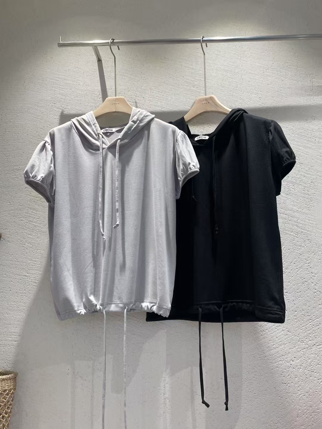 WHERELL韓國㊣直郵東大門代購女裝新款25春夏休閑推薦職業T恤GROW-WHERELLT恤圖色2左二色