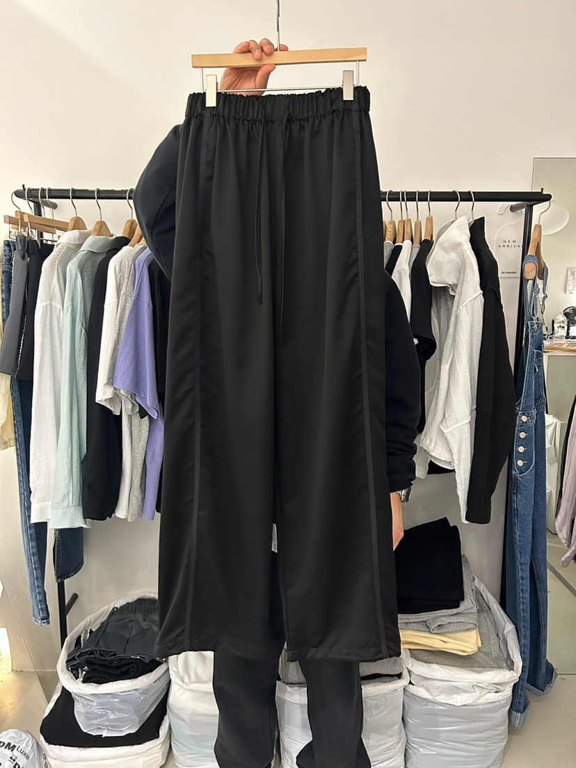 AS THOUGHT韓國直郵㊣東大門實拍女裝新品時尚人氣推薦休閑褲AS THOUGHT休閑褲圖色3