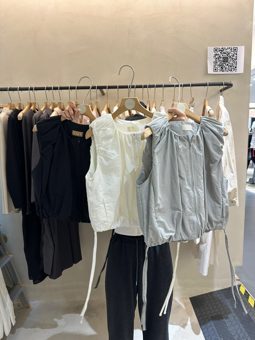 ERIA直郵韓國代購㊣女裝新款25春夏人氣推薦時尚熱賣馬甲褶皺ERIA/HUE馬甲