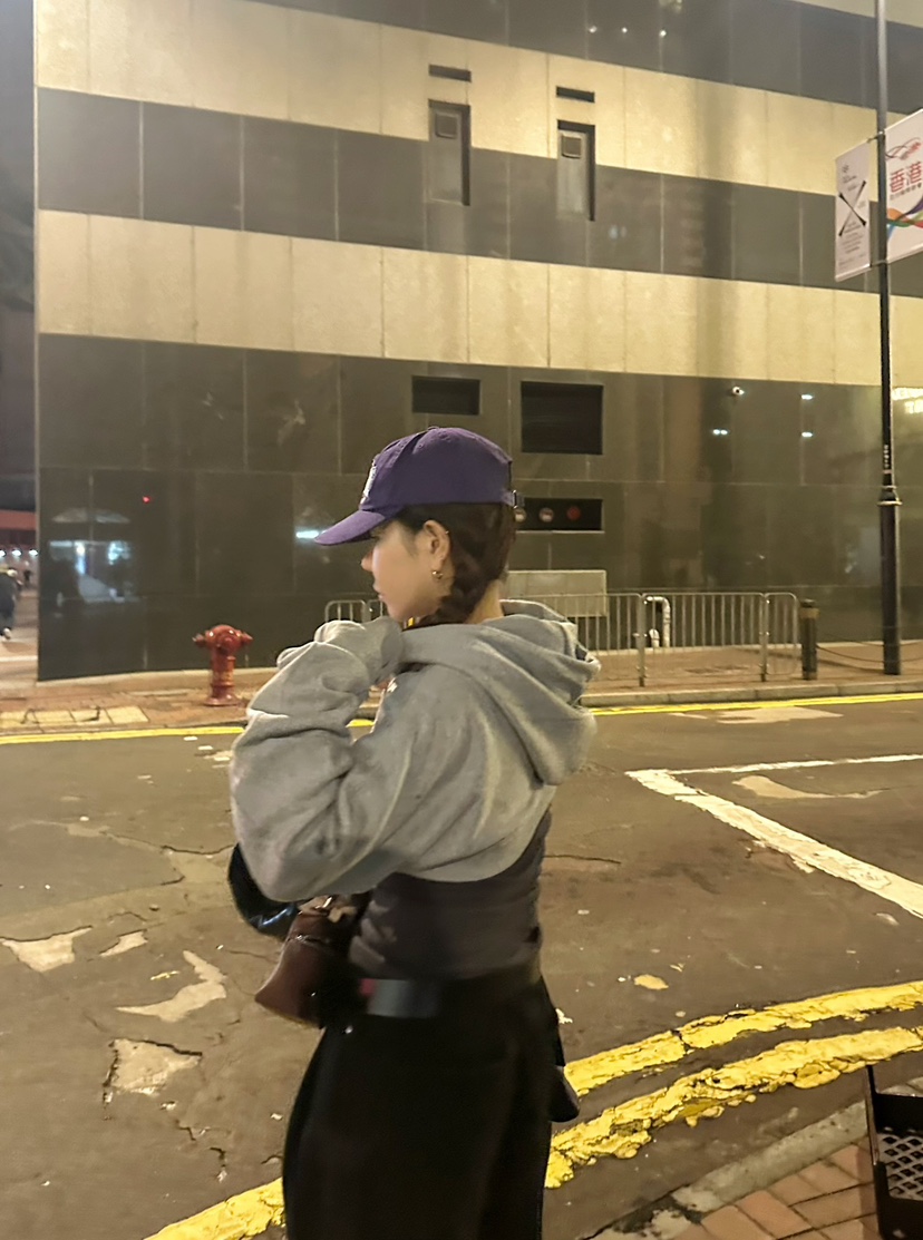 BYRING韓國直郵㊣東大門實拍女裝新品職業時尚人氣衛衣兜帽BYRING衛衣
