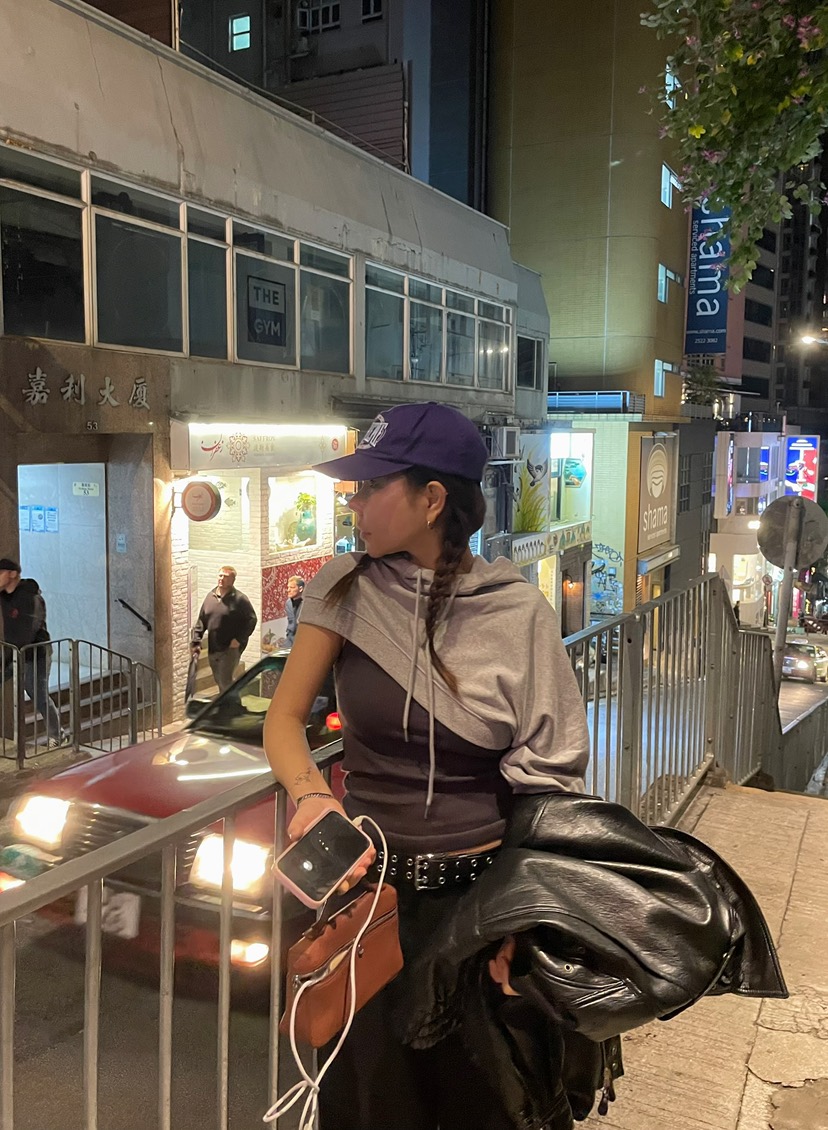 BYRING韓國直郵㊣東大門實拍女裝新品職業時尚人氣衛衣兜帽BYRING衛衣
