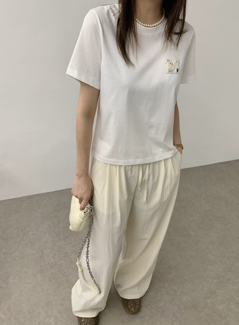 J CRANE-A韓國直郵㊣女裝新品職業推薦人氣休閑熱賣時尚T恤J CRANET恤
